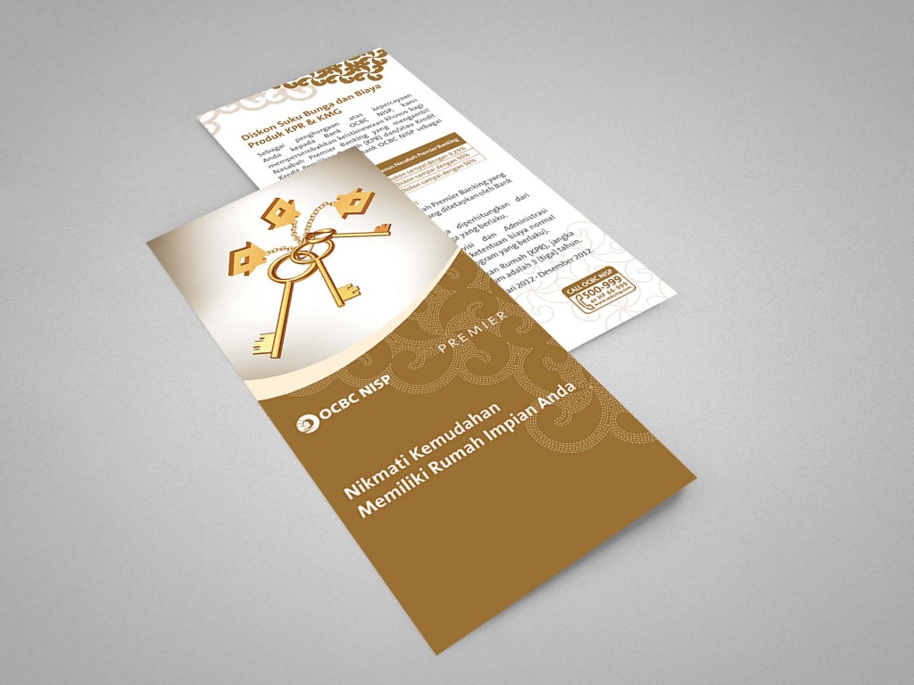 04_tri-fold_brochure_mockup-3